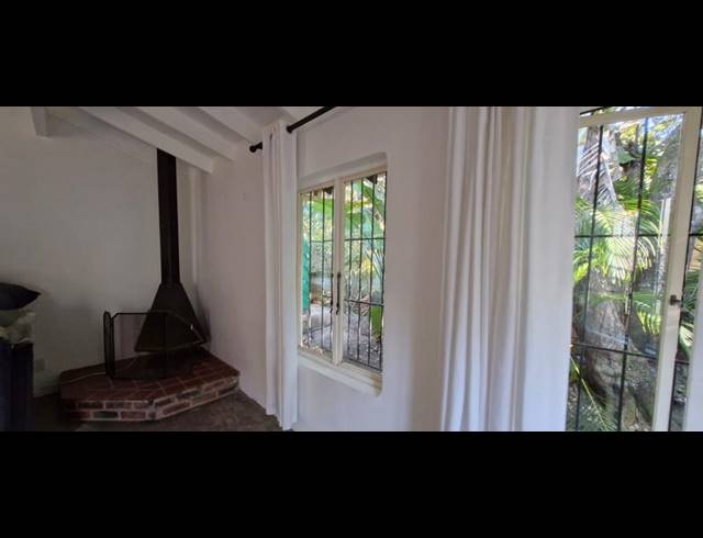 5 BEDROOM HOUSE FOR SALE IN LEISURE BAY